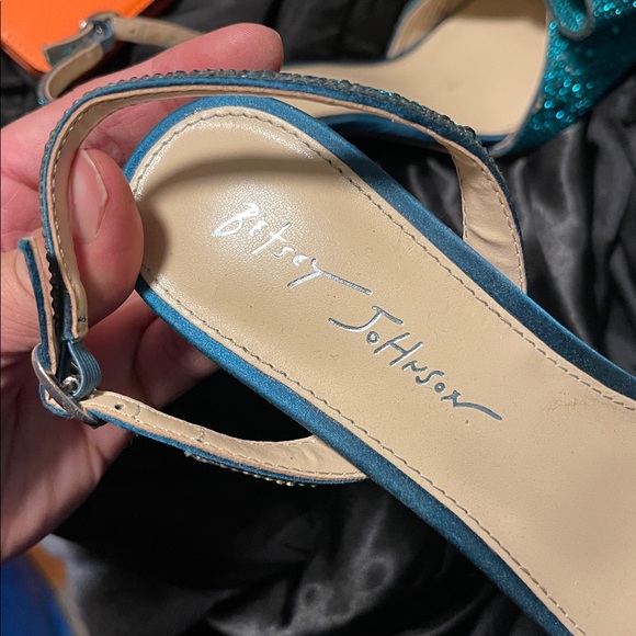 Betsy Johnson Crystal Emerald Green Elegant Teal High Heel Sandals- 3inch heels - Picture 6 of 7